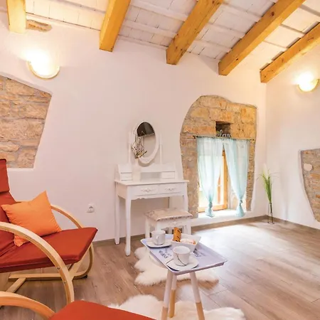 Holiday home Gorgeous In With Sauna Bibici