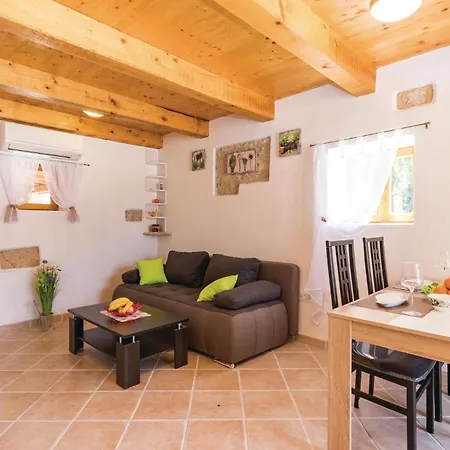 Holiday home Gorgeous In With Sauna