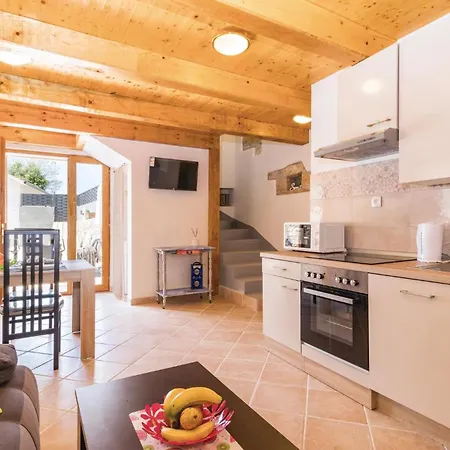 Holiday home Gorgeous In With Sauna Bibici